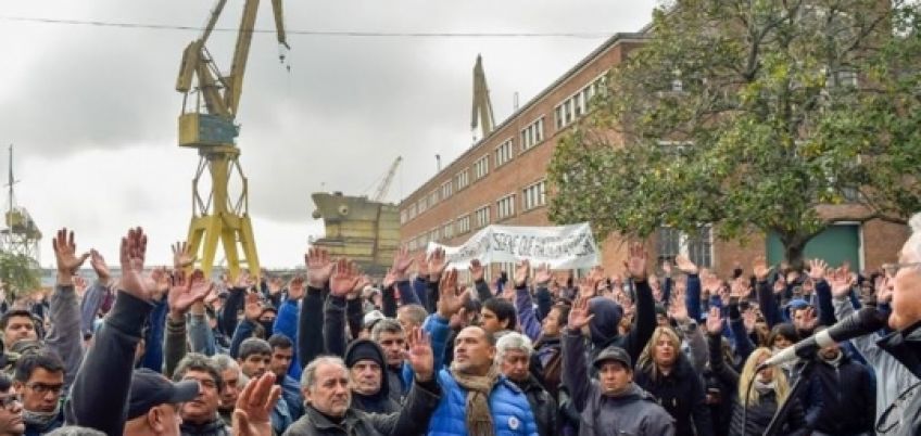 Trabajadores del ARS analizan nuevas medidas de fuerza